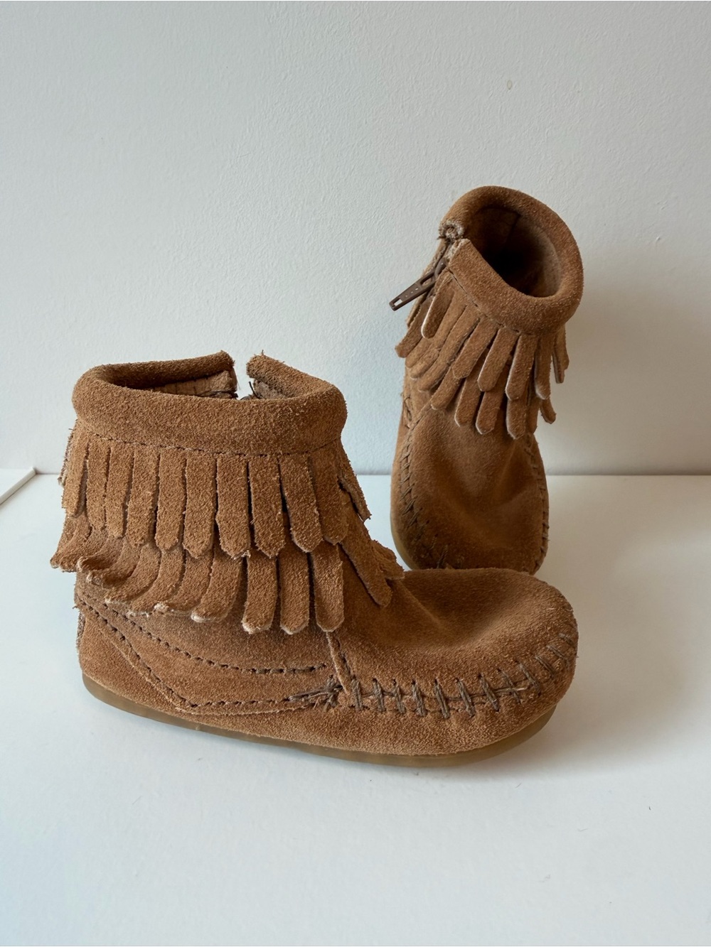 Minnetonka Double Fringe Suede Moccasins in Brown Rubber Sole Size 4